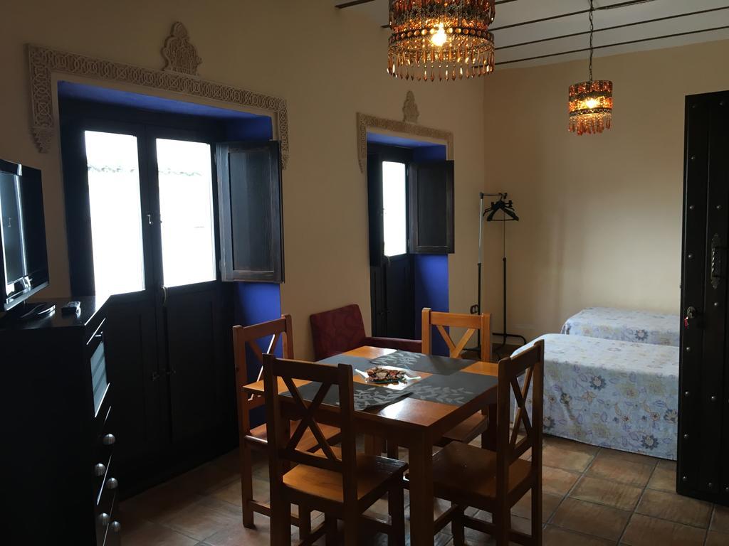 Apartamentos Victoria Bujalance 외부 사진
