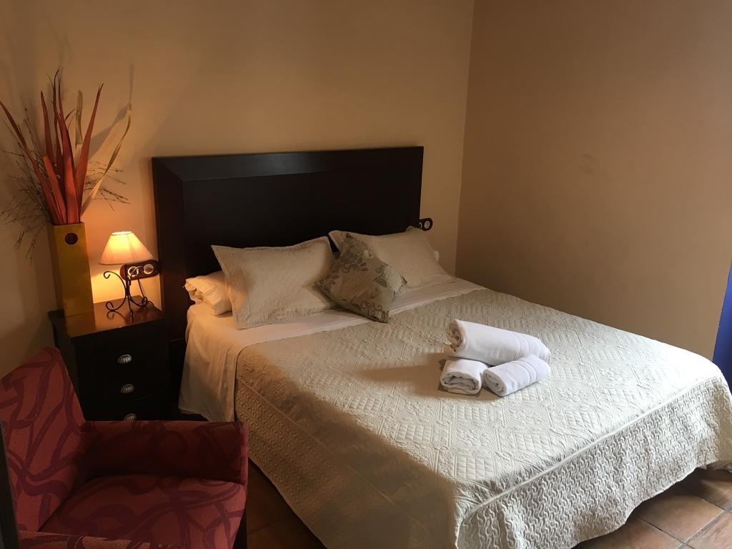 Apartamentos Victoria Bujalance 외부 사진