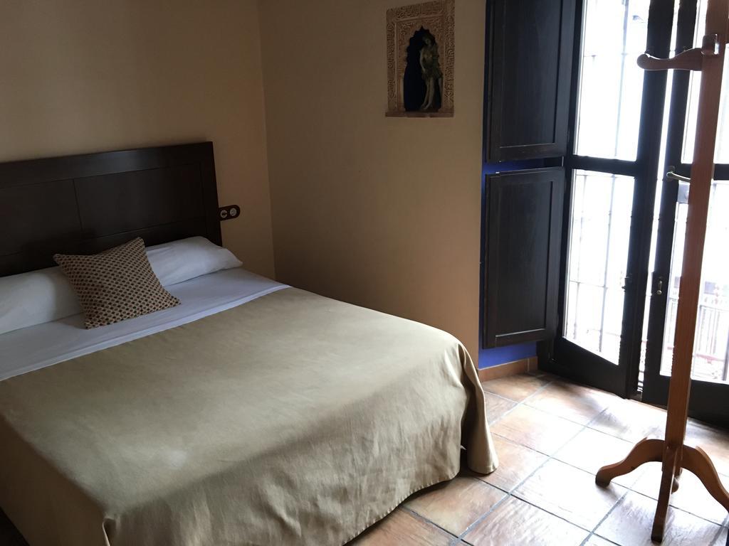 Apartamentos Victoria Bujalance 외부 사진
