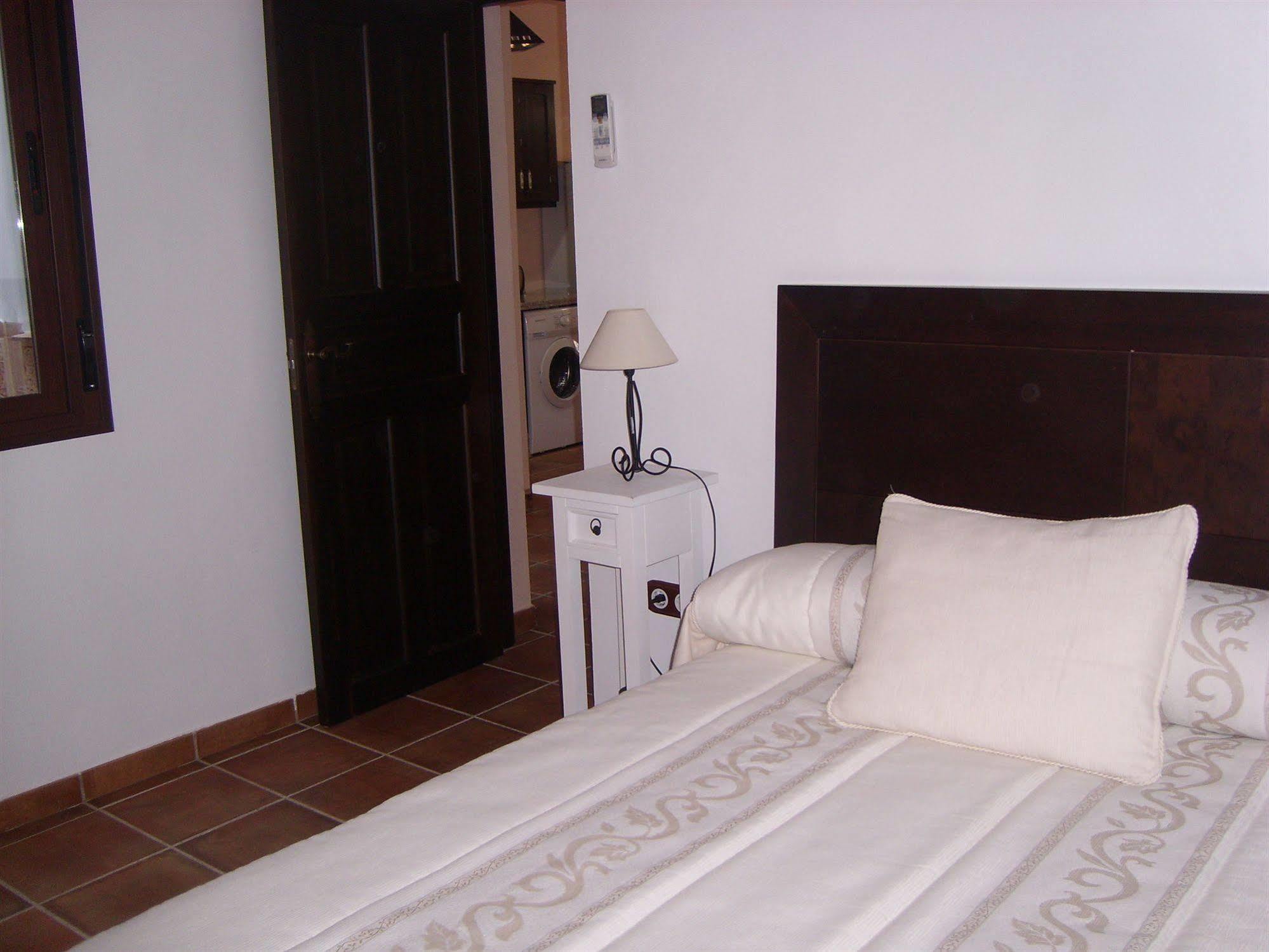 Apartamentos Victoria Bujalance 외부 사진