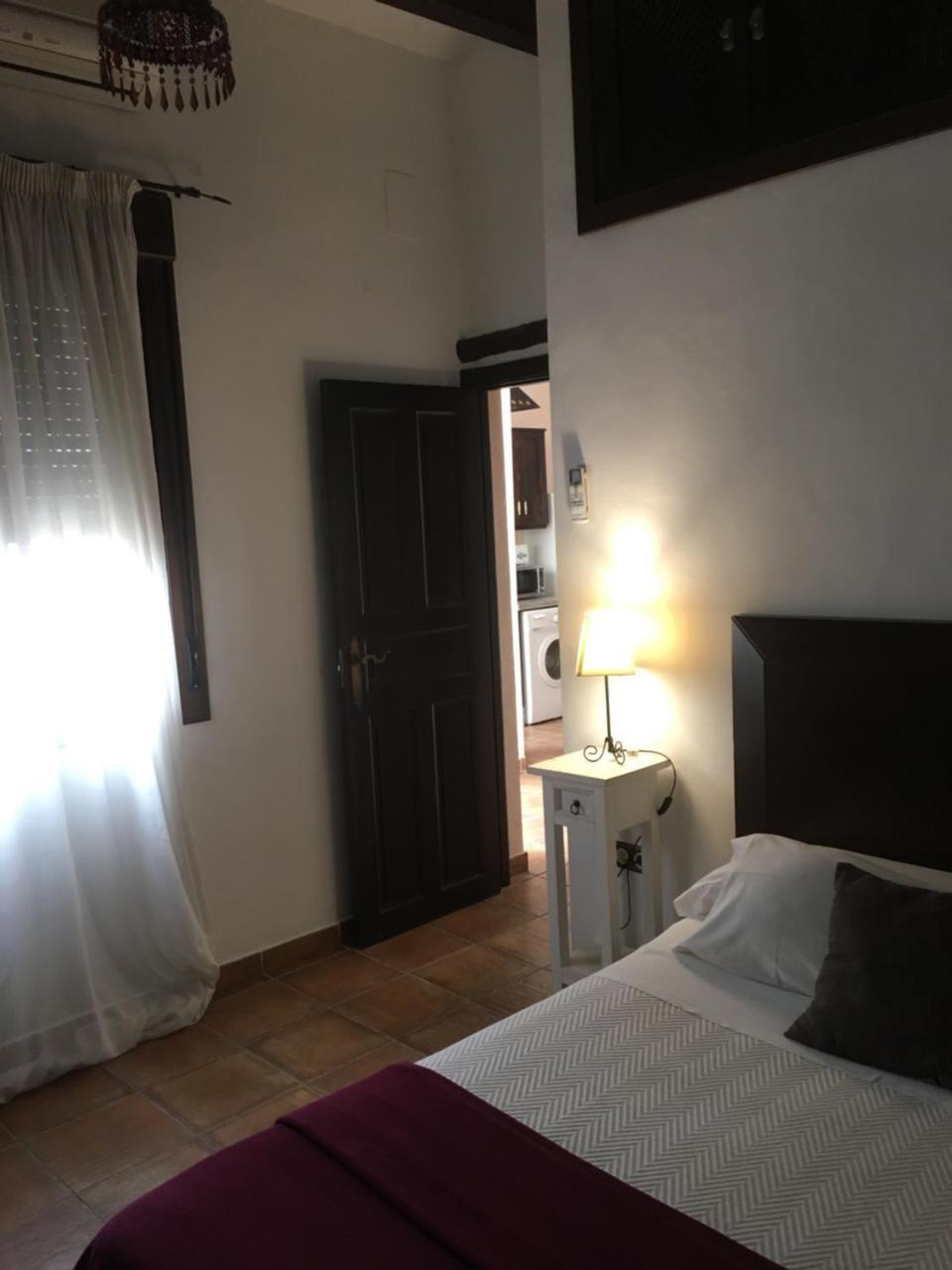 Apartamentos Victoria Bujalance 외부 사진