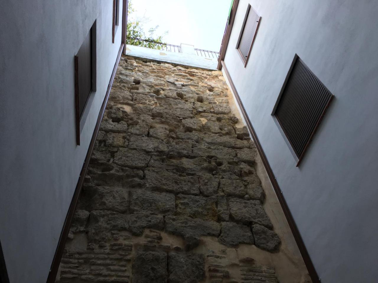 Apartamentos Victoria Bujalance 외부 사진