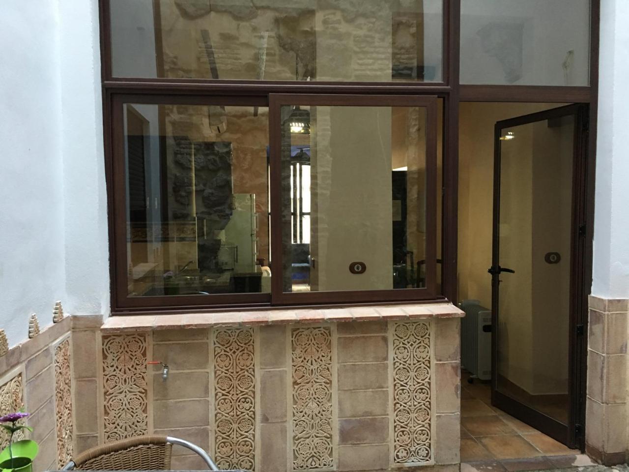 Apartamentos Victoria Bujalance 외부 사진