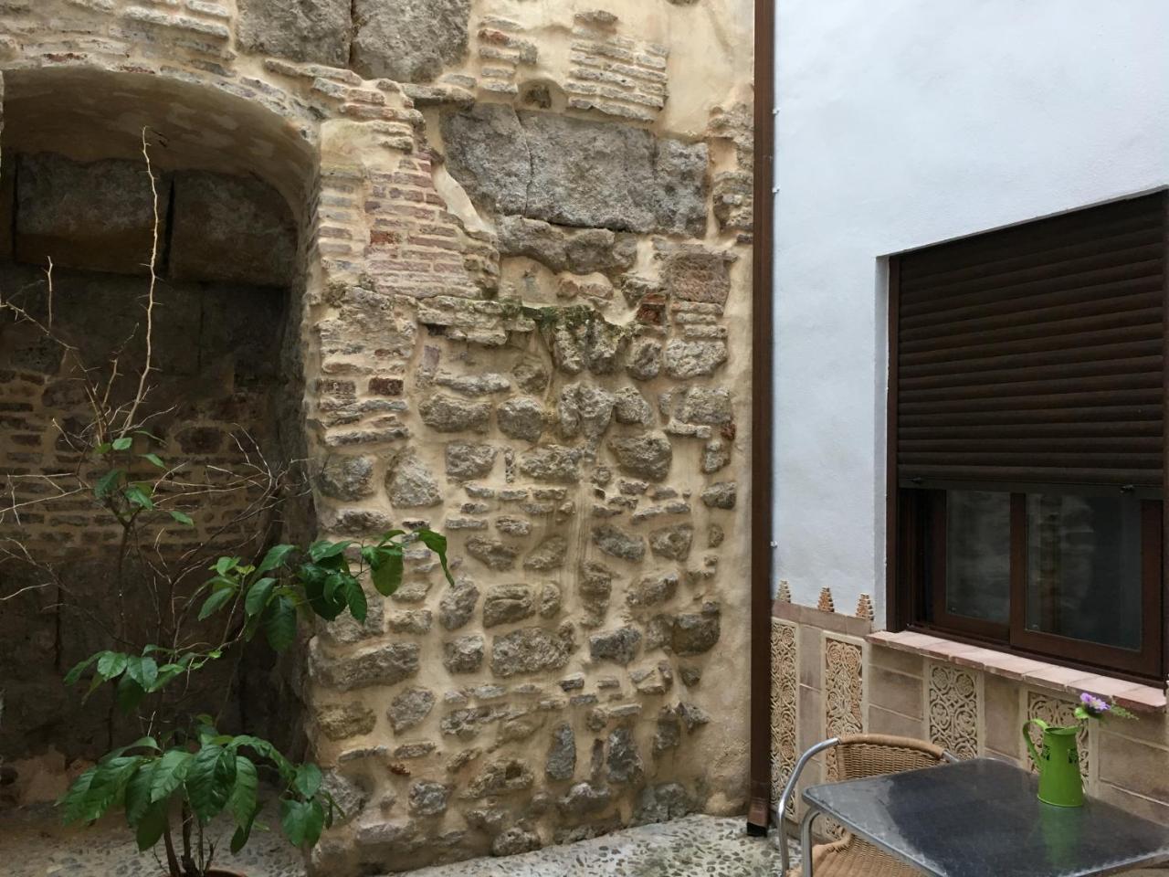 Apartamentos Victoria Bujalance 외부 사진