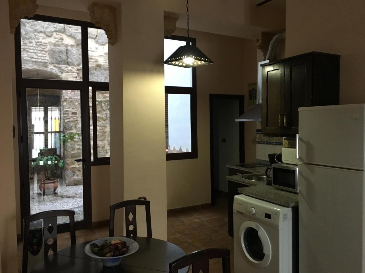 Apartamentos Victoria Bujalance 외부 사진