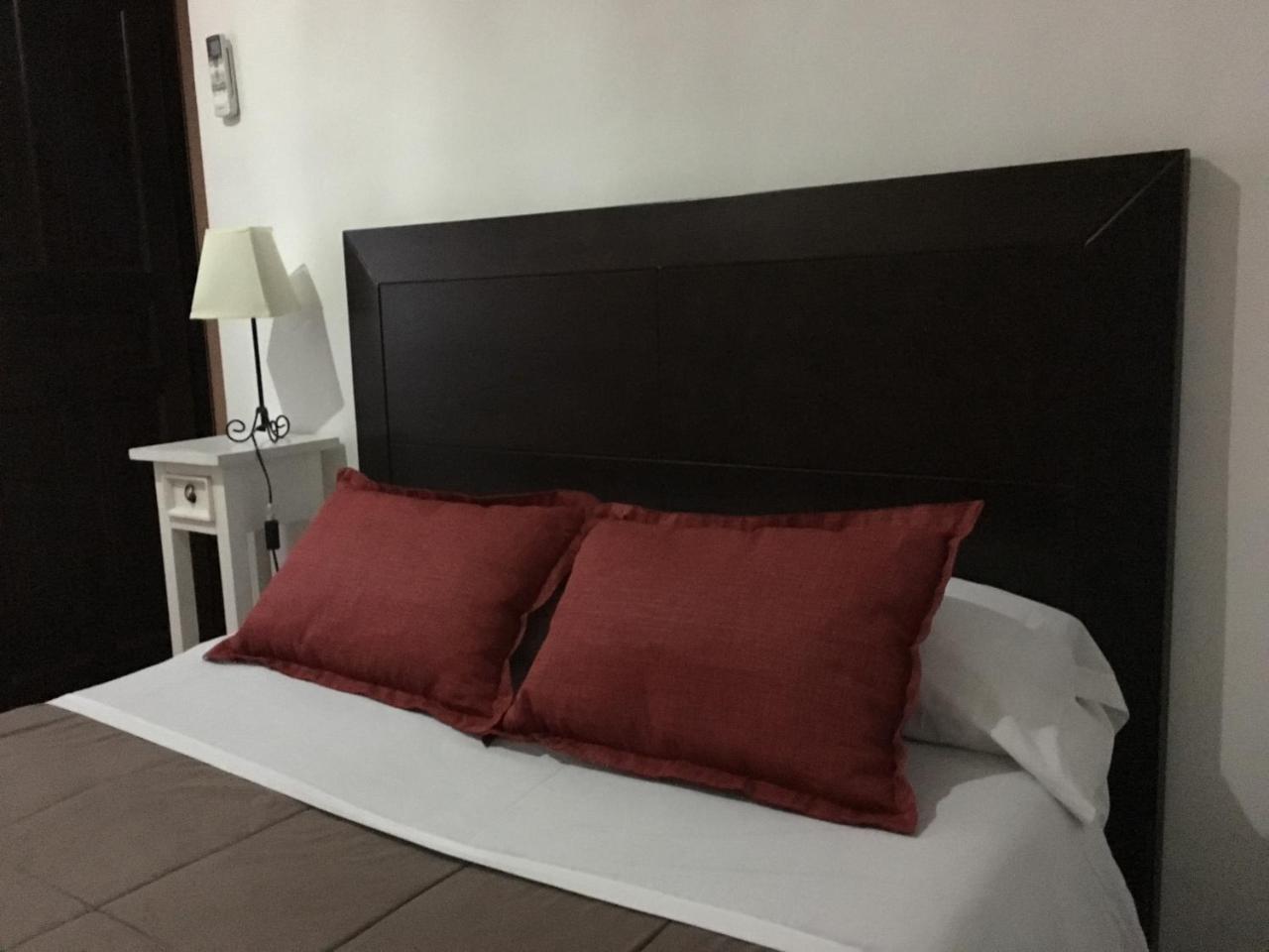 Apartamentos Victoria Bujalance 외부 사진